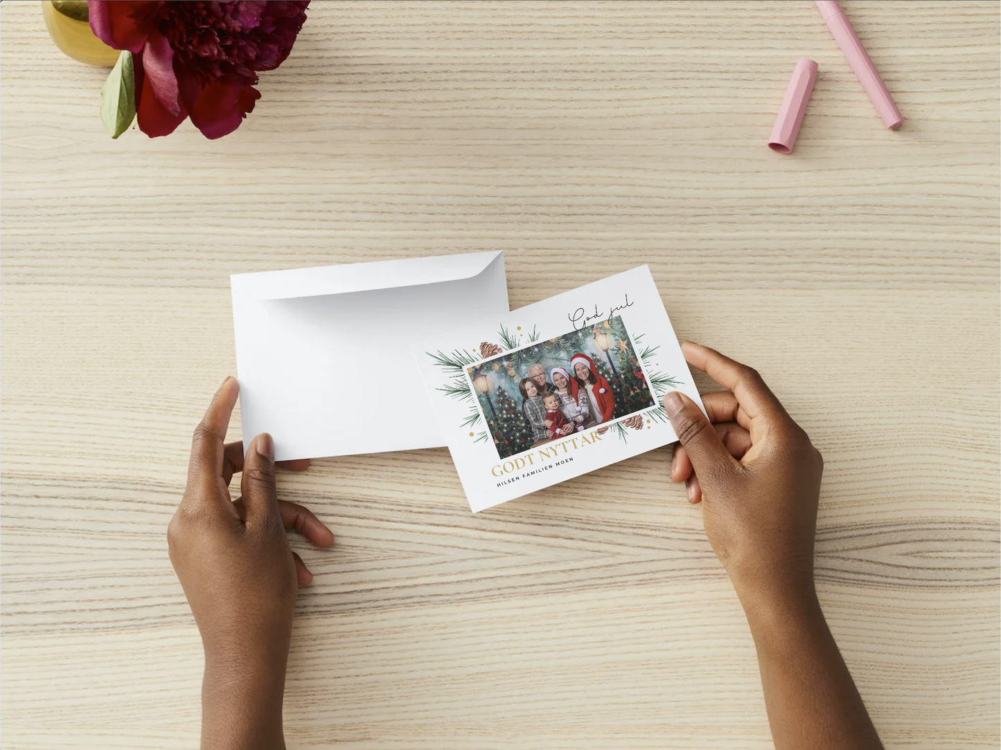 Julepyntet bilde med julehilsen